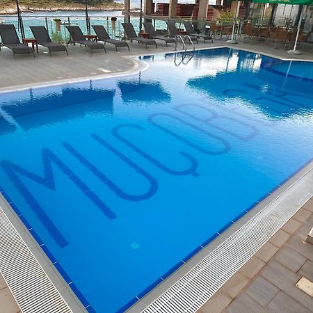 סרנדה Mucobega Hotel 2 מראה חיצוני תמונה